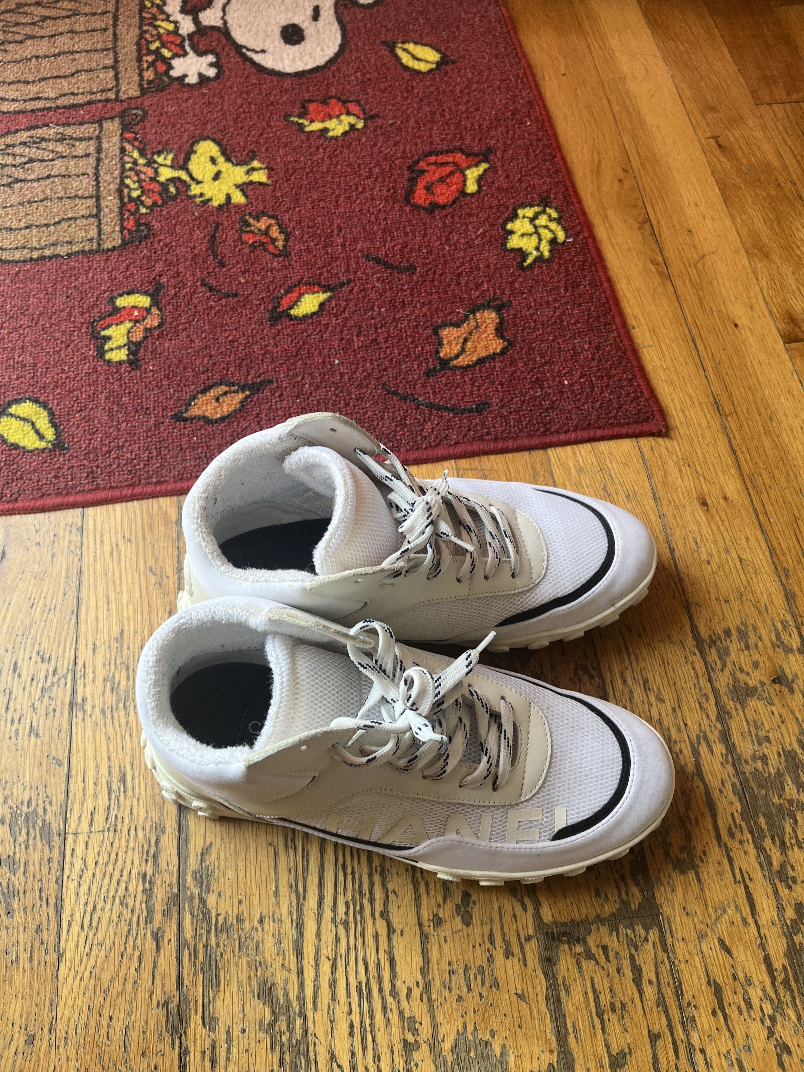 Chanel Chanel High Top B&W Sneakers Size US 6 / IT 36 - 3 Thumbnail