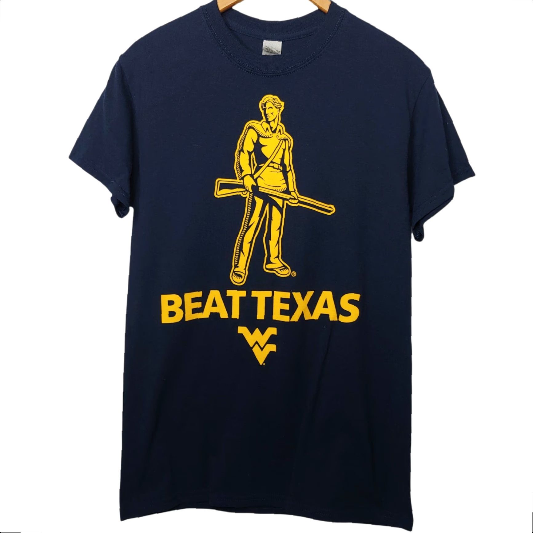 Gildan WVU Mountaineers Shirt Small Beat Texas Blue NCAA West Virginia University Mens Size US S / EU 44-46 / 1 - 2 Thumbnail