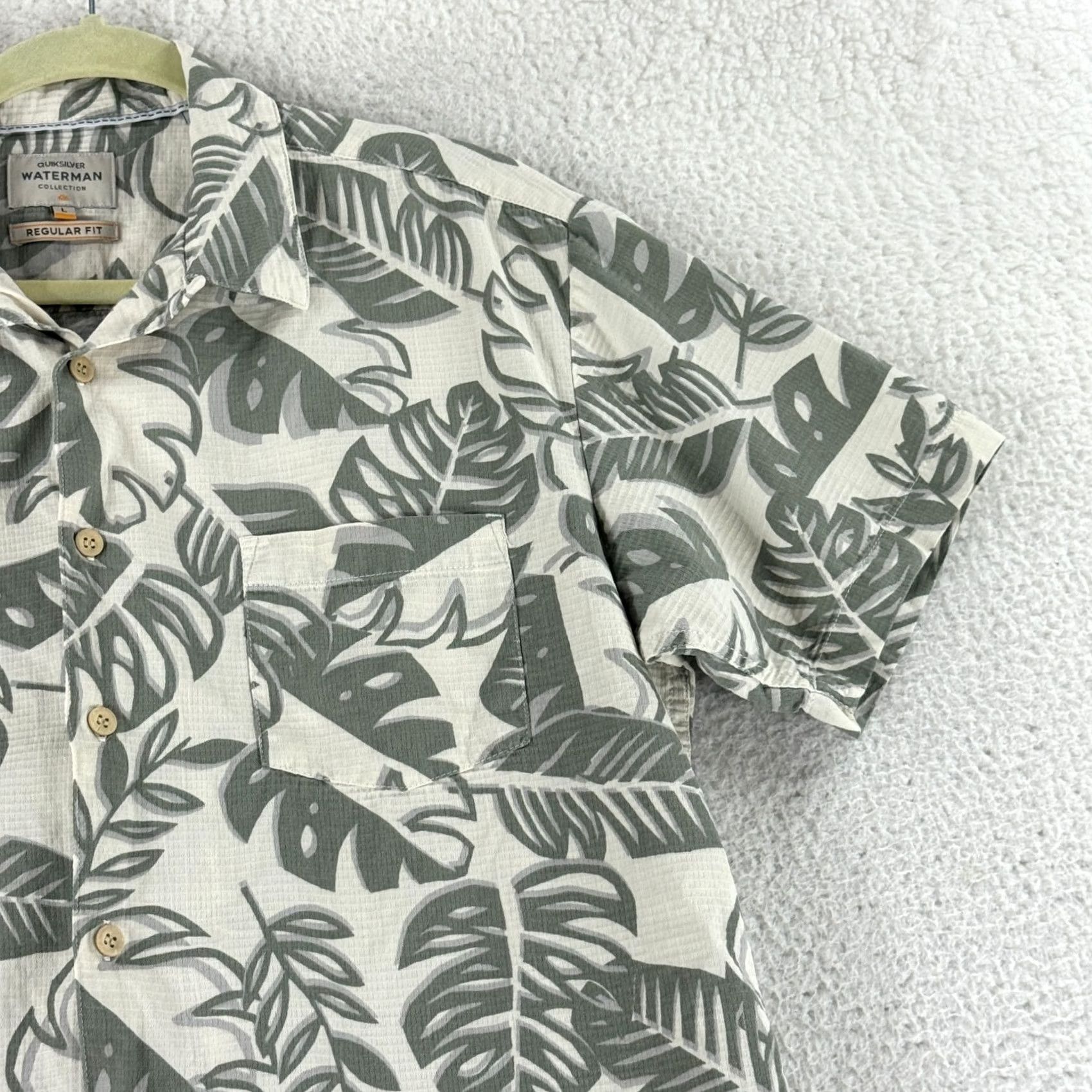 Quiksilver Quiksilver Waterman Collection Shirt Mens Large Green Jungle Life Tropical Camp Button-Up Size US L / EU 52-54 / 3 - 3 Thumbnail