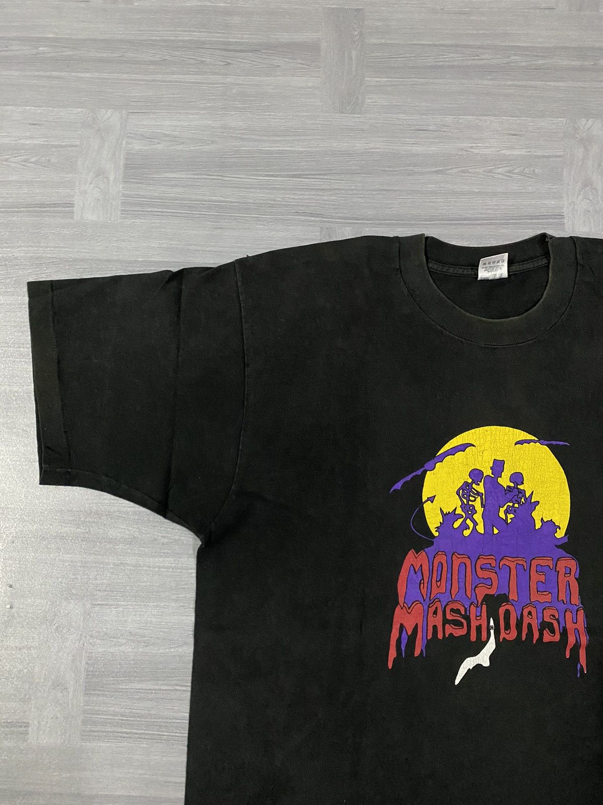 Vintage Vintage Monster Mash Dash T-Shirt Size US XL / EU 56 / 4 - 6 Thumbnail