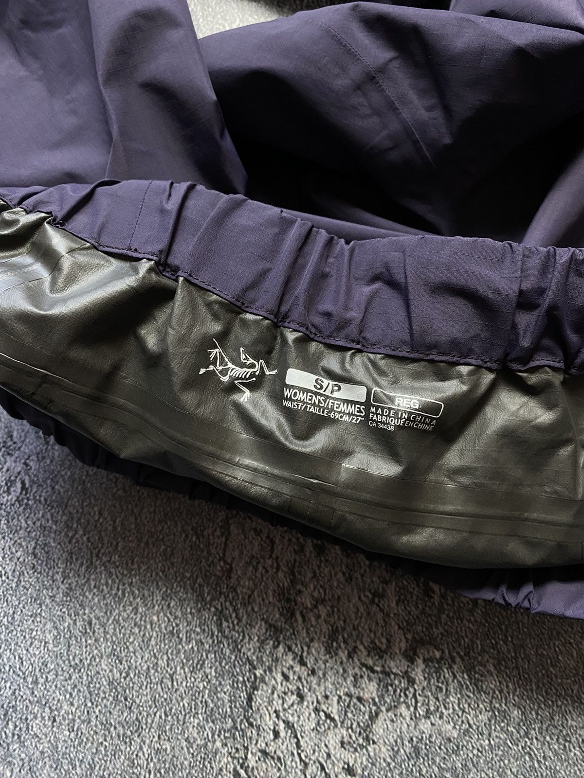 Arc'teryx NWT Arcteryx Gore Tex Membrane Pants Trousers Size S Unisex Size 27" / US 4 / IT 40 - 14 Thumbnail