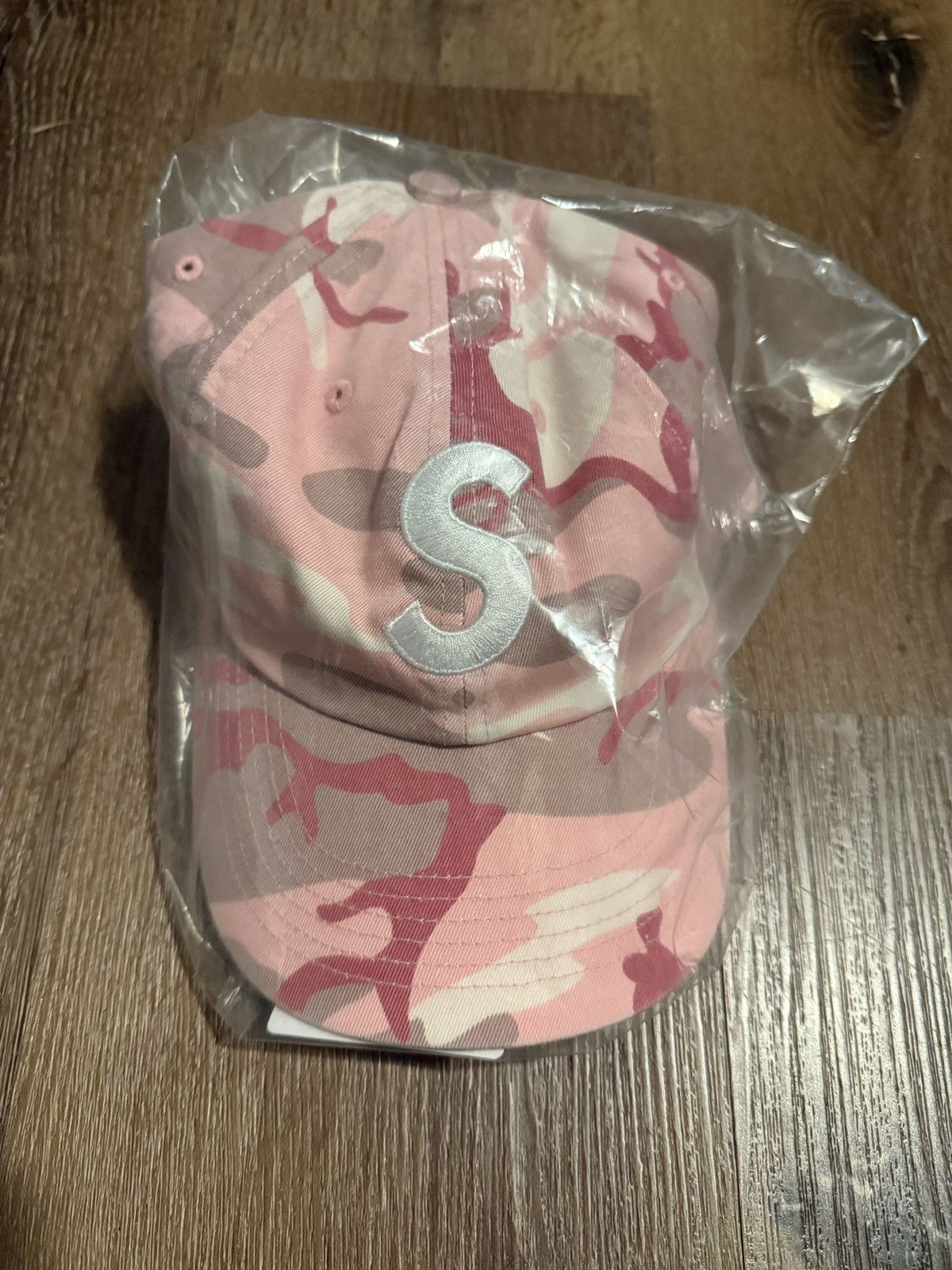 Supreme Supreme Diamond beanie pink multi | Grailed