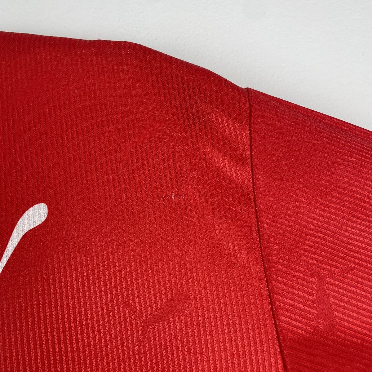 Puma Vintage FC Utrecht Puma Training Jersey Shirt Men Size S-M Size US S / EU 44-46 / 1 - 12 Thumbnail