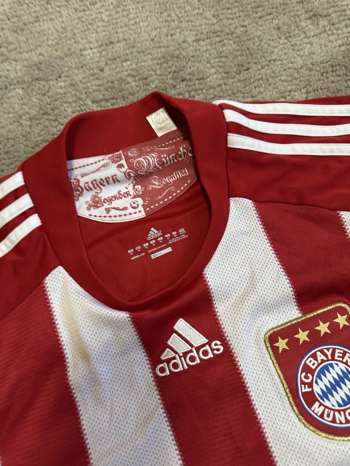 Adidas BAYERN MUNICH 2010 2011 HOME FOOTBALL SHIRT ADIDAS JERSEY Size US XL / EU 56 / 4 - 5 Thumbnail