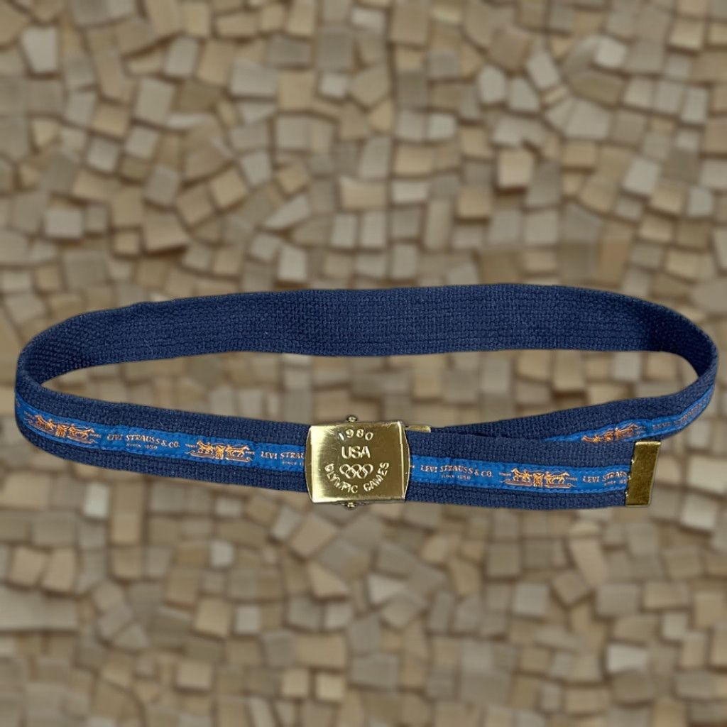 Levi's VINTAGE Levi's Belt Mens 30 Blue Canvas Slide 1980 Olympic Games USA 80s Belt Mens 30 Blue Canvas Slide 80s USA Olympic Games Levi's Size 30 - 1 Thumbnail
