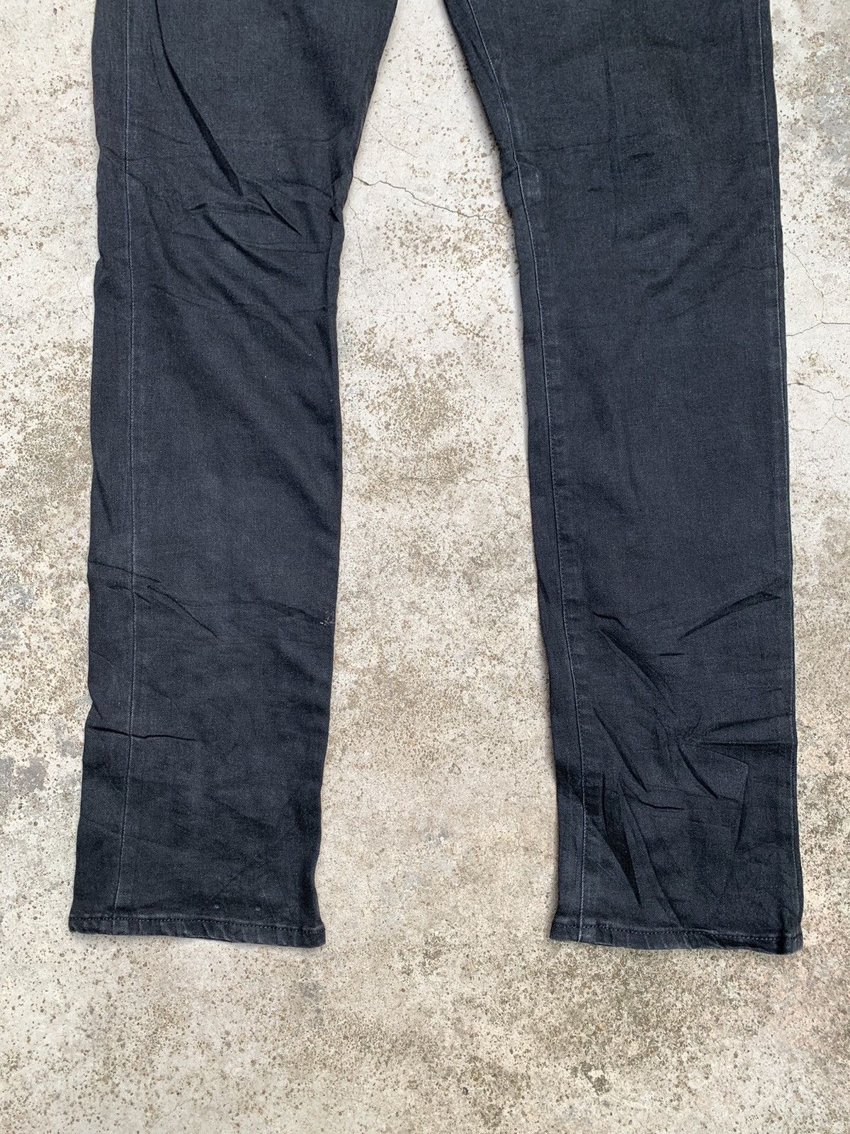 Japanese Brand Steals! Uniqlo Jeans Skinny Fit Tapered All Blacks Denim Size US 36 / EU 52 - 4 Thumbnail