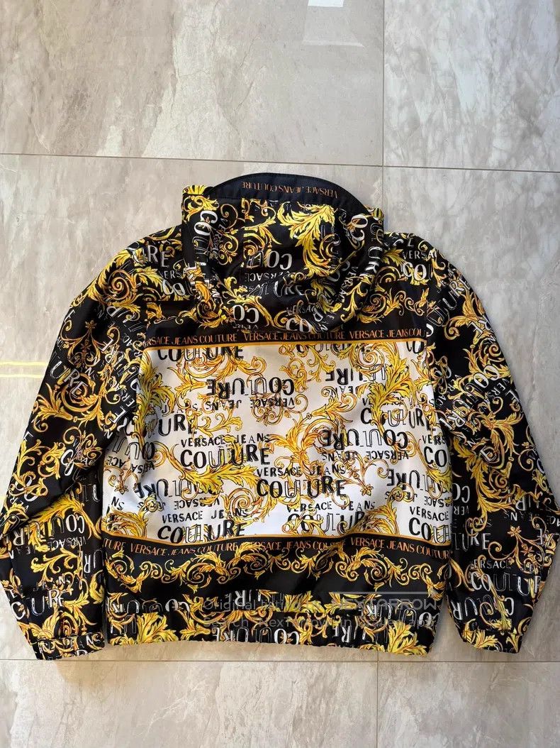 Versace Versace Classic baroque style sports jacket Size US M / EU 48-50 / 2 - 1 Thumbnail