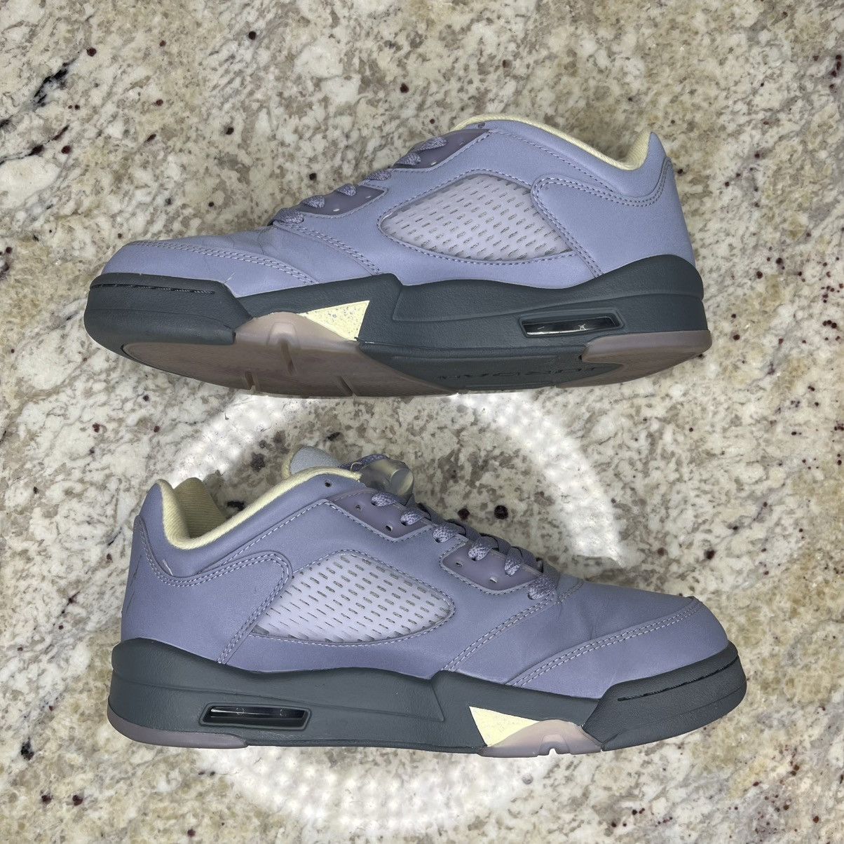 Jordan Brand Size 10.5W/9M- Jordan 5 Retro Low Indigo Haze W Clean W/Box Size US 10.5 / IT 40.5 - 3 Thumbnail