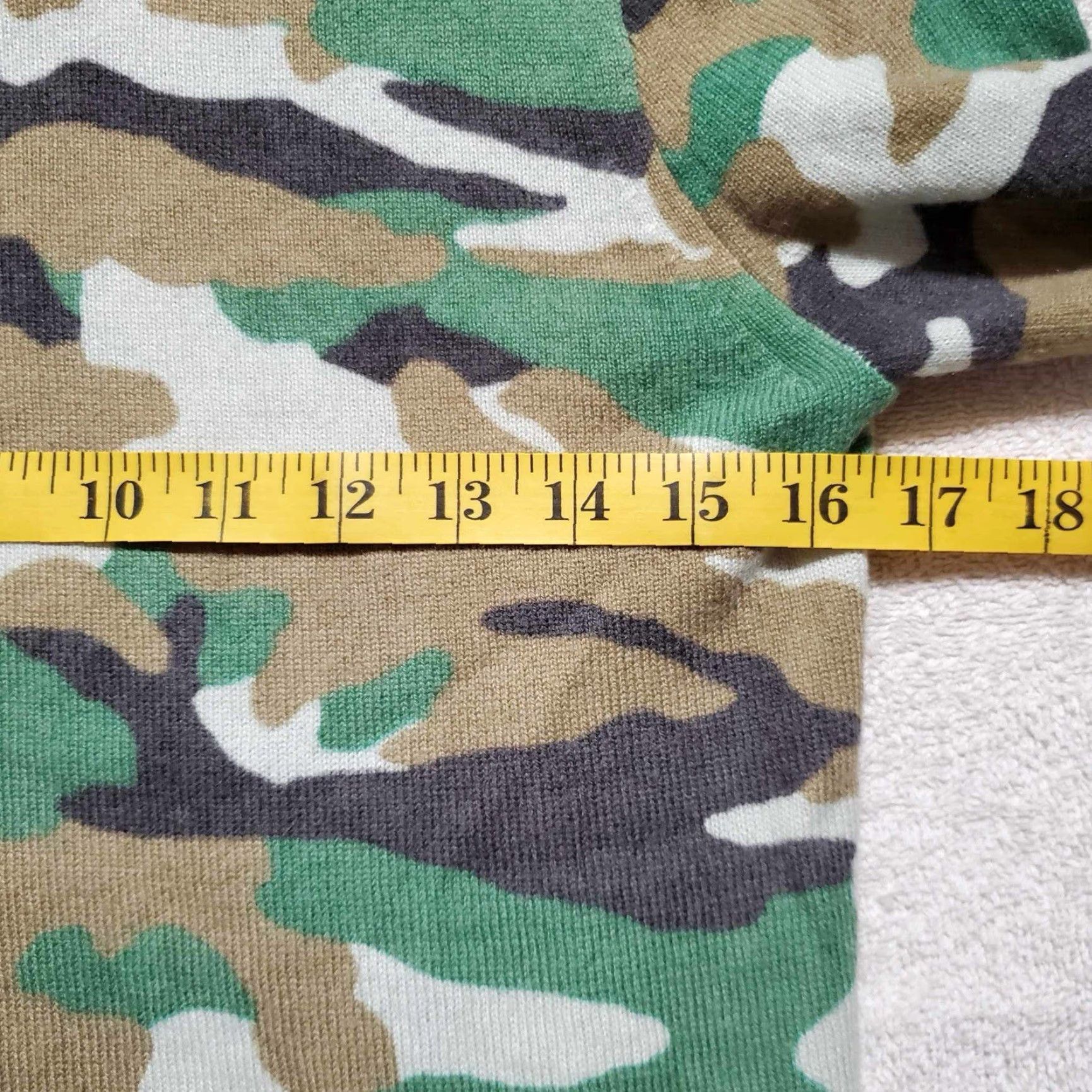 J.Crew J.CREW 100% Cashmere Sweater Camouflage Small S Womens Size S / US 4 / IT 40 - 3 Thumbnail