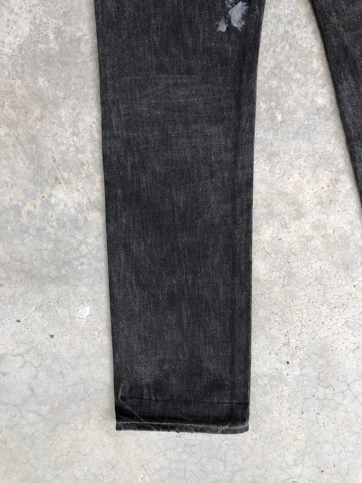 Who Decides War PPFM Distressed Jeans Size US 31 - 11 Thumbnail