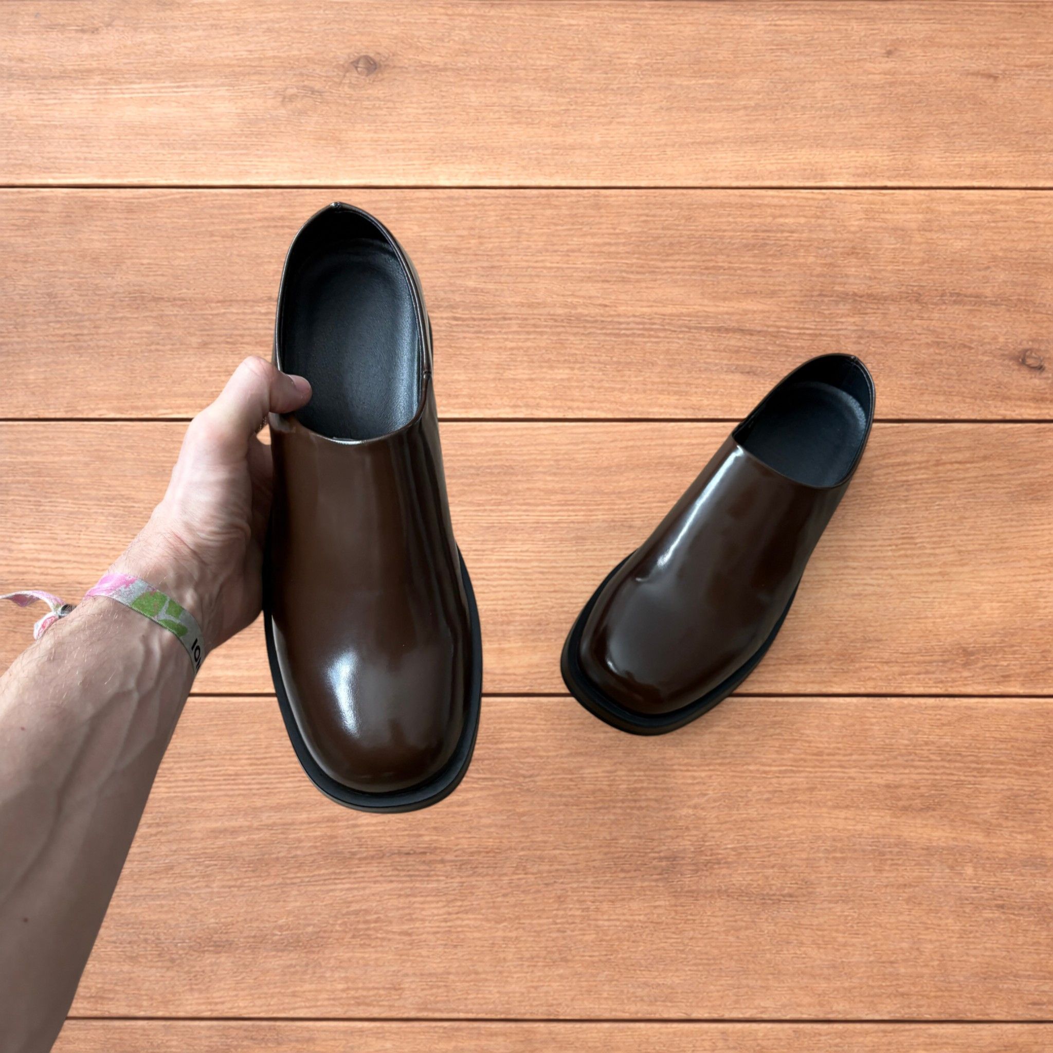 Japanese Brand Lovely faux leather slip on loafers shoes in brown. Size US 11 / EU 44 - 5 Thumbnail