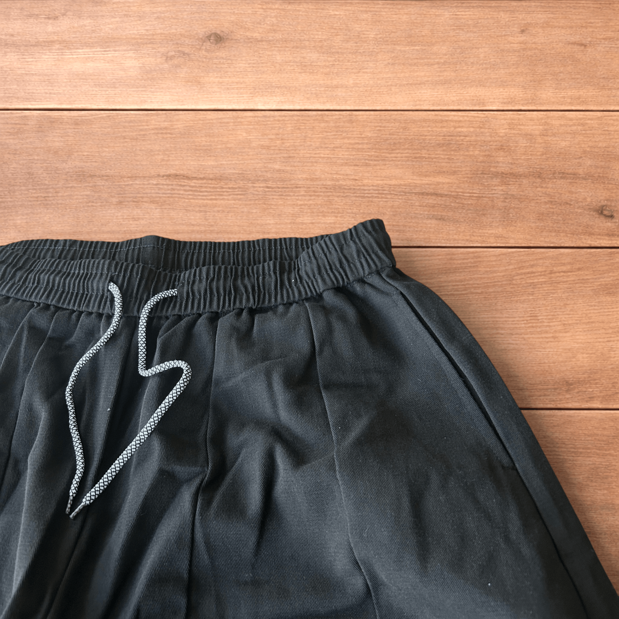 Japanese Brand Super baggy wide leg parachute trousers in black. Size US 34 / EU 50 - 3 Thumbnail