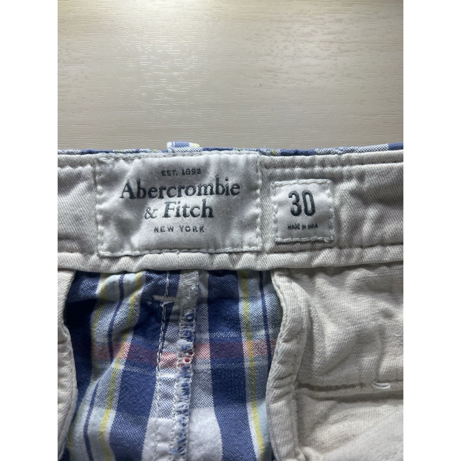 Abercrombie & Fitch Abercrombie Fitch VTG Shorts Yellow Blue & Pink Plaid SZ 30 Size US 30 / EU 46 - 7 Thumbnail