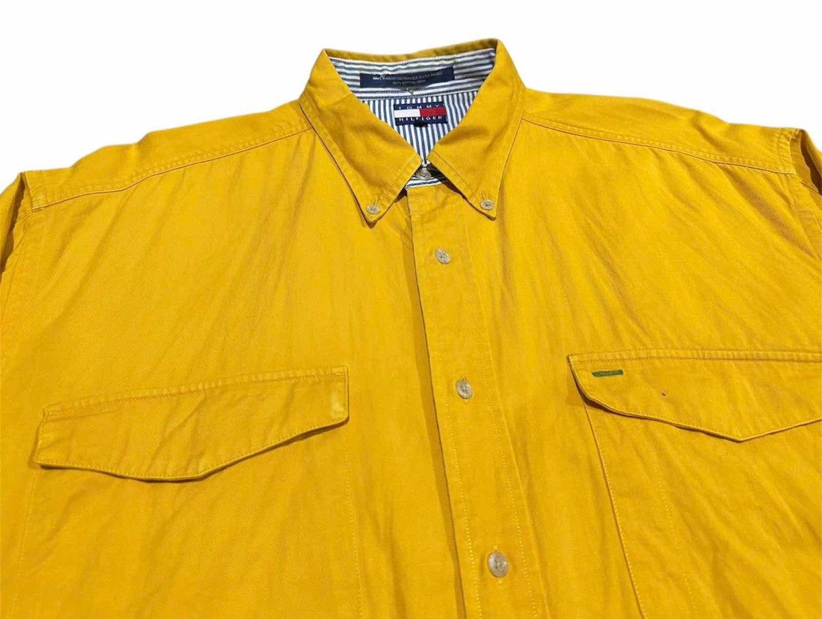 Tommy Hilfiger 🔥Vintage Tommy Hilfiger Shirt Ls Double Pockets Crest Logo Size US L / EU 52-54 / 3 - 3 Thumbnail