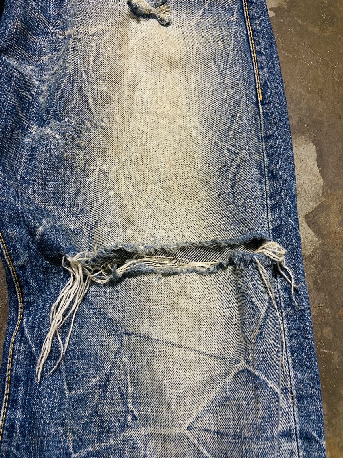 Seditionaries Co & Lu Distressed Flare Jeans Size US 33 - 7 Thumbnail