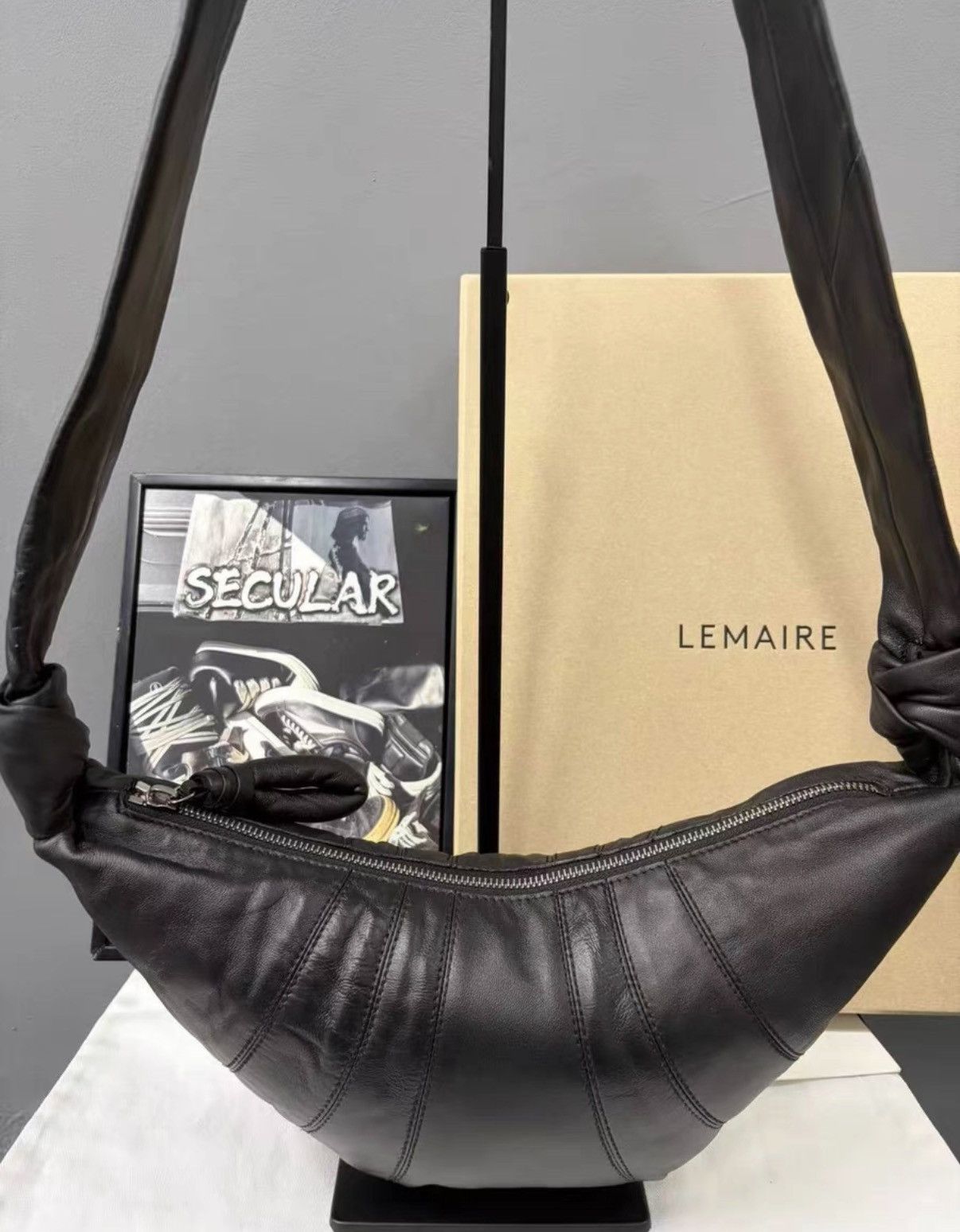 Lemaire Lemaire Sheepskin Croissant Bag KKKK6 Size ONE SIZE - 2 Thumbnail