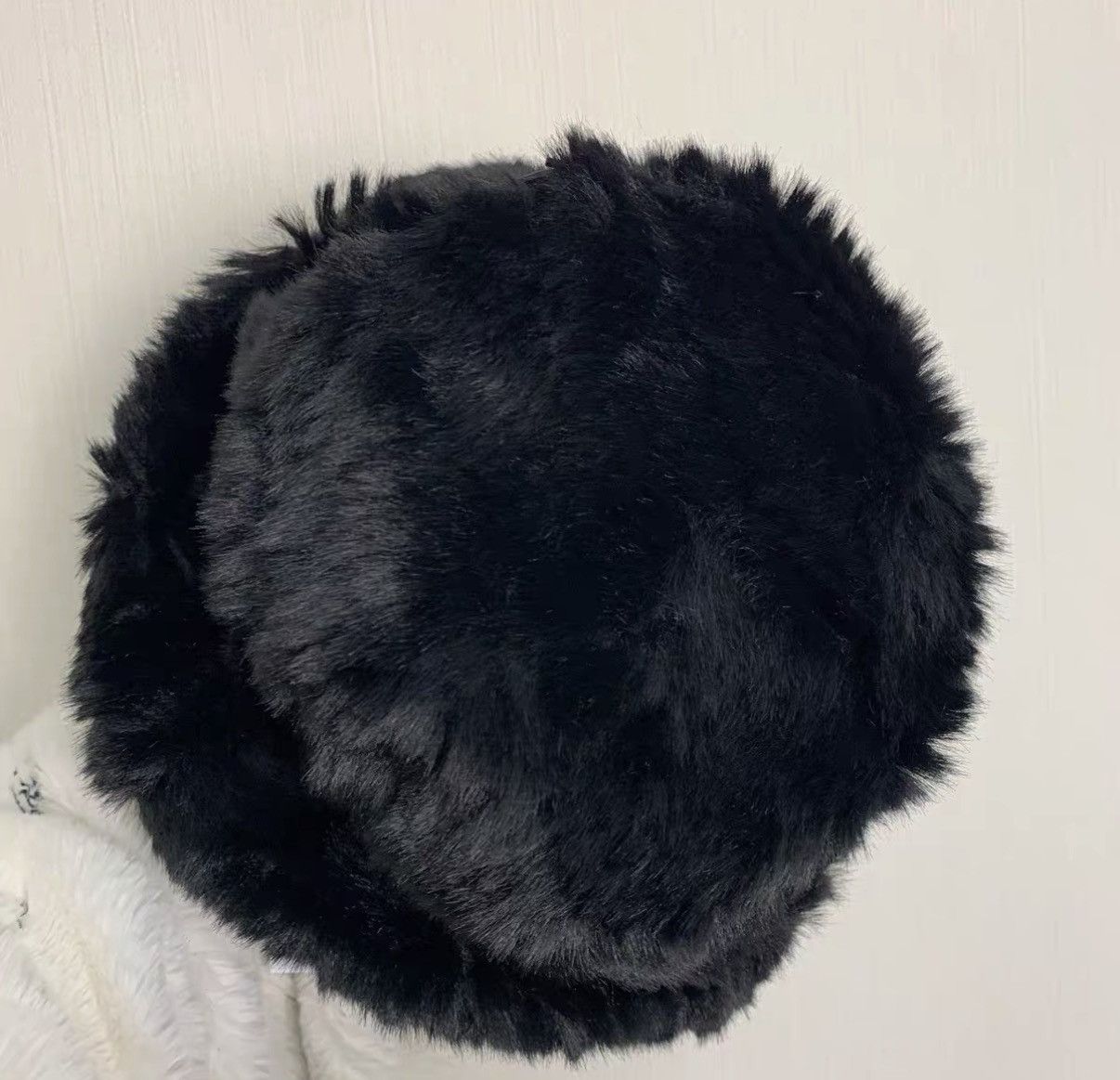 Ugg UGG Faux Fur Bucket Hat J42 Size ONE SIZE - 3 Thumbnail