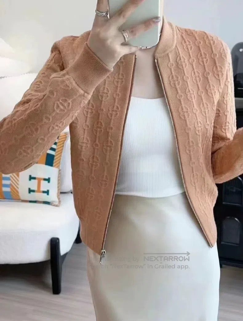 Hermes Hermes Khaki pig nose chain hidden pattern knitted zipper Size XXS / US 00 / IT 34 - 1 Thumbnail