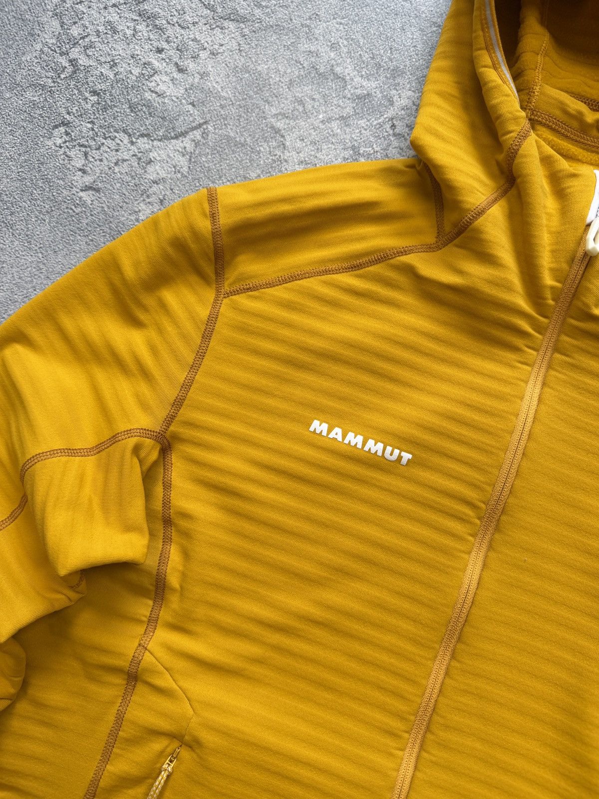 Mammut Mammut Extreme Hoodie Size Small Zip Up Outdoor Utility Size S / US 4 / IT 40 - 4 Thumbnail