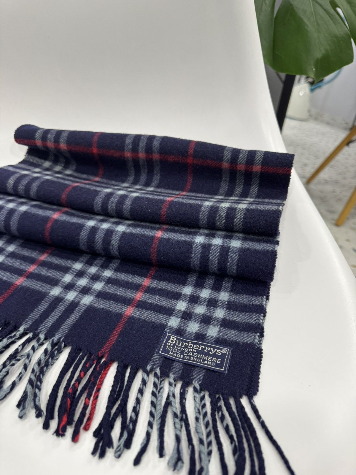 Burberry Burberry’s nova check vintage cashmere scarf Size ONE SIZE - 2 Thumbnail