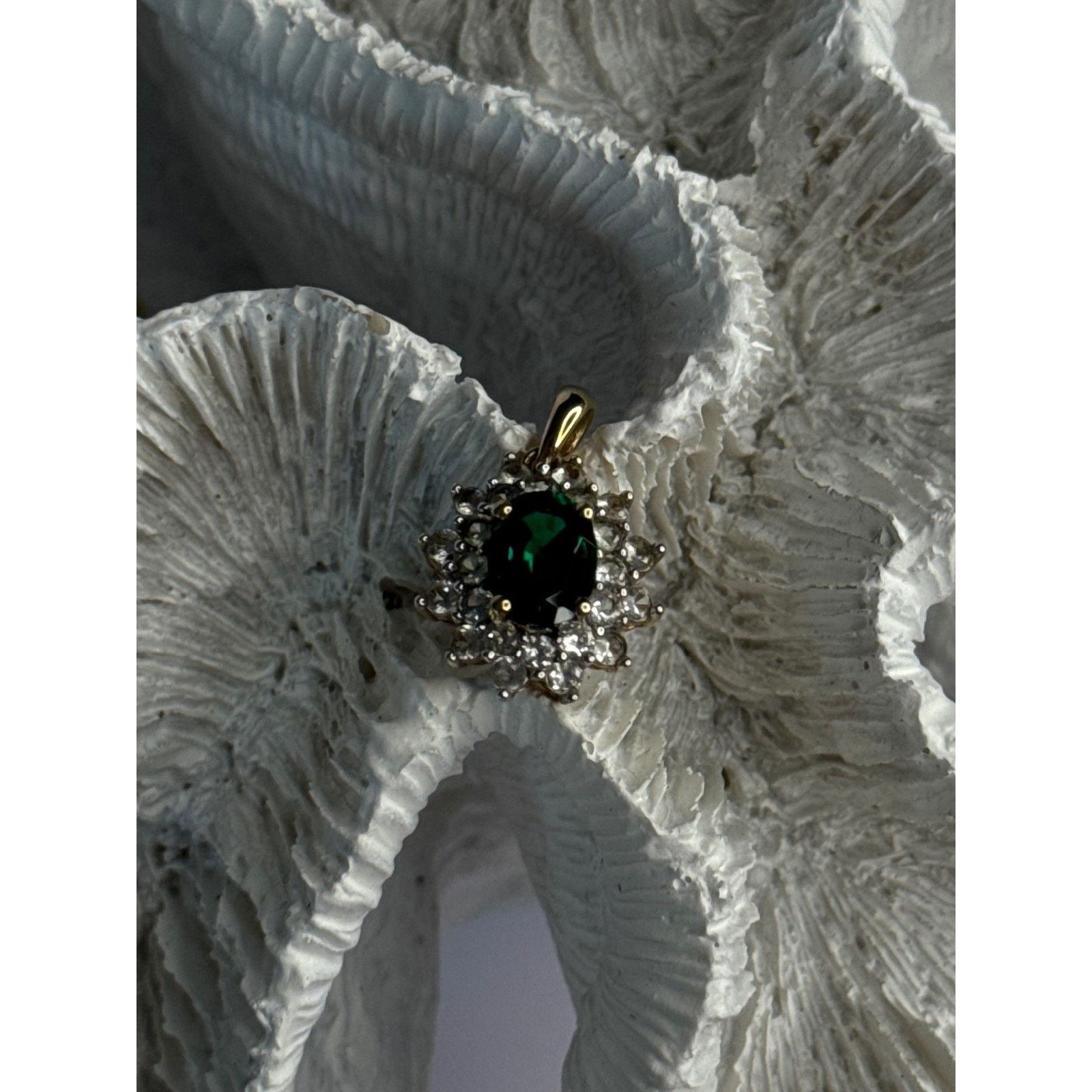 Jewelry 925 STERLING SILVER GOLD PLATED EMERALD & BERYL PENDANT Size ONE SIZE - 5 Thumbnail
