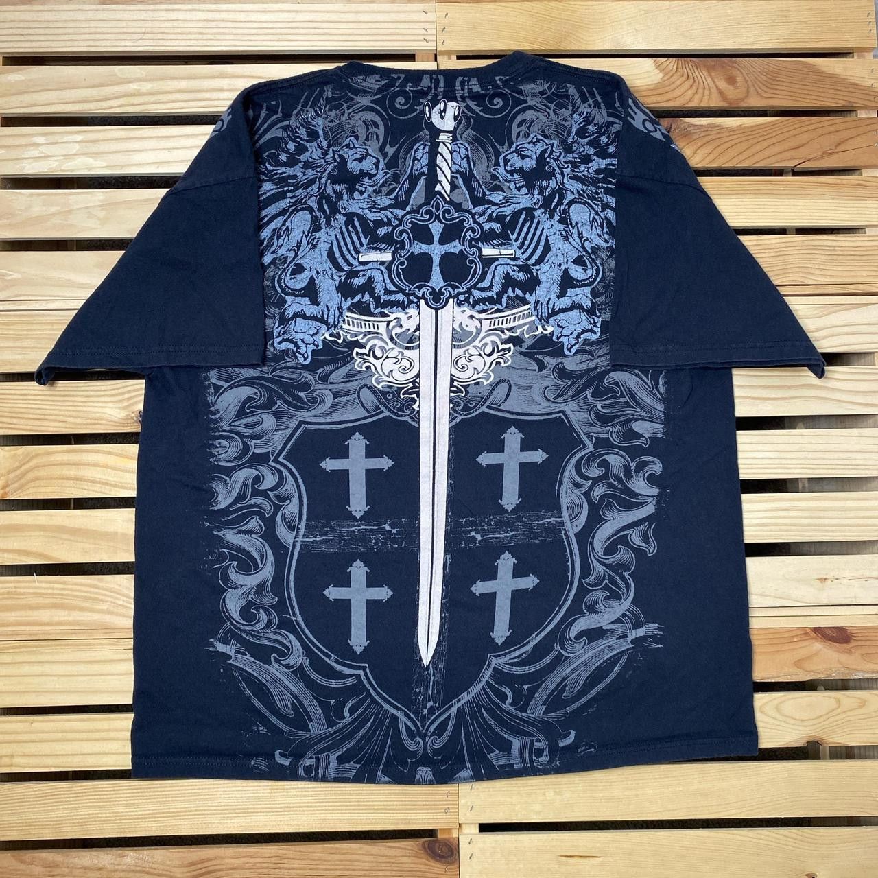Chemistry Chemistry Lions & Crosses Crest Black Y2K Jesus Tee Size XL Size US XL / EU 56 / 4 - 1 Thumbnail