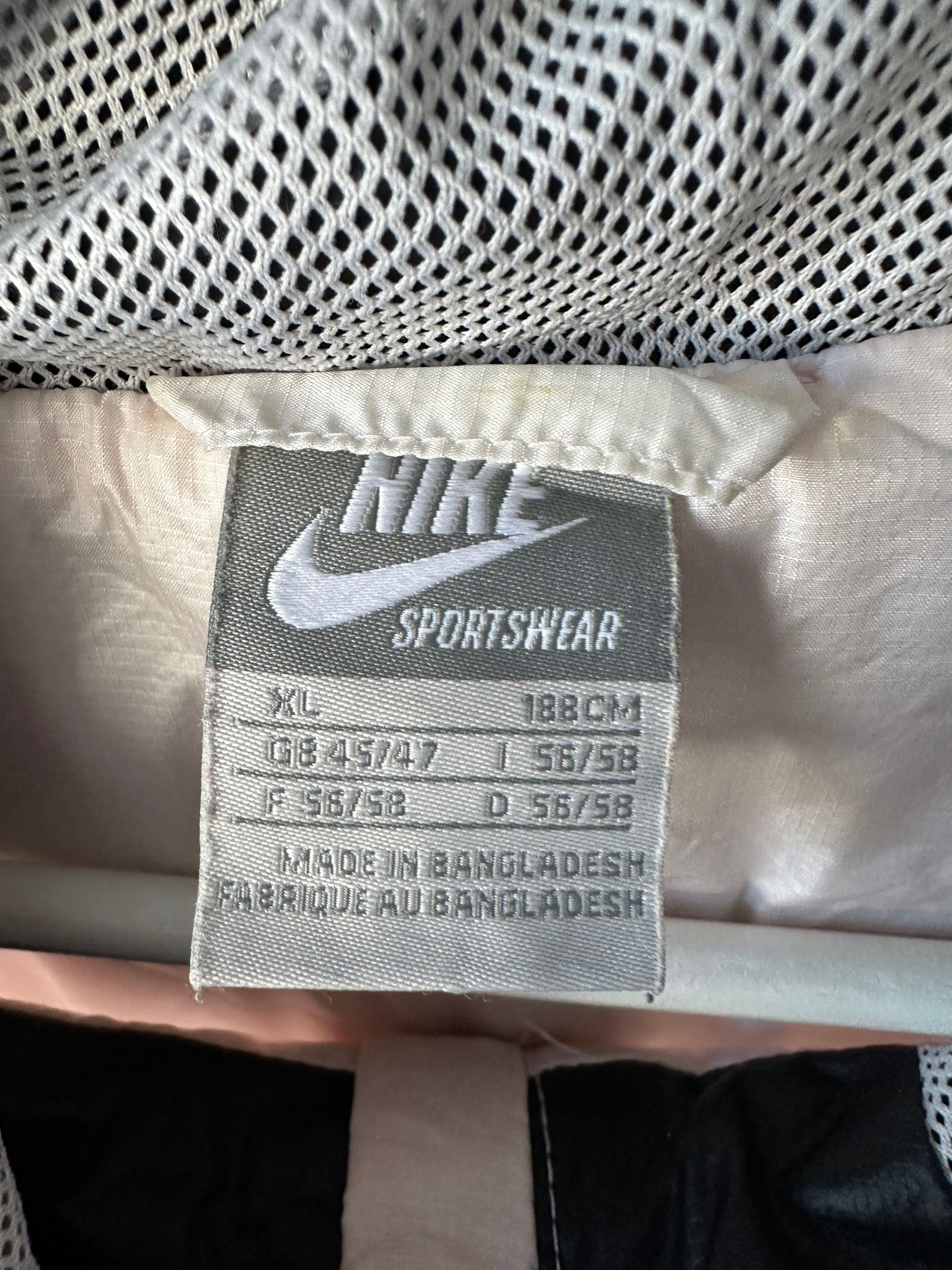 Nike Nike AD Windrunner Light Hooded Jacket Winbreaker Size US XL / EU 56 / 4 - 14 Thumbnail