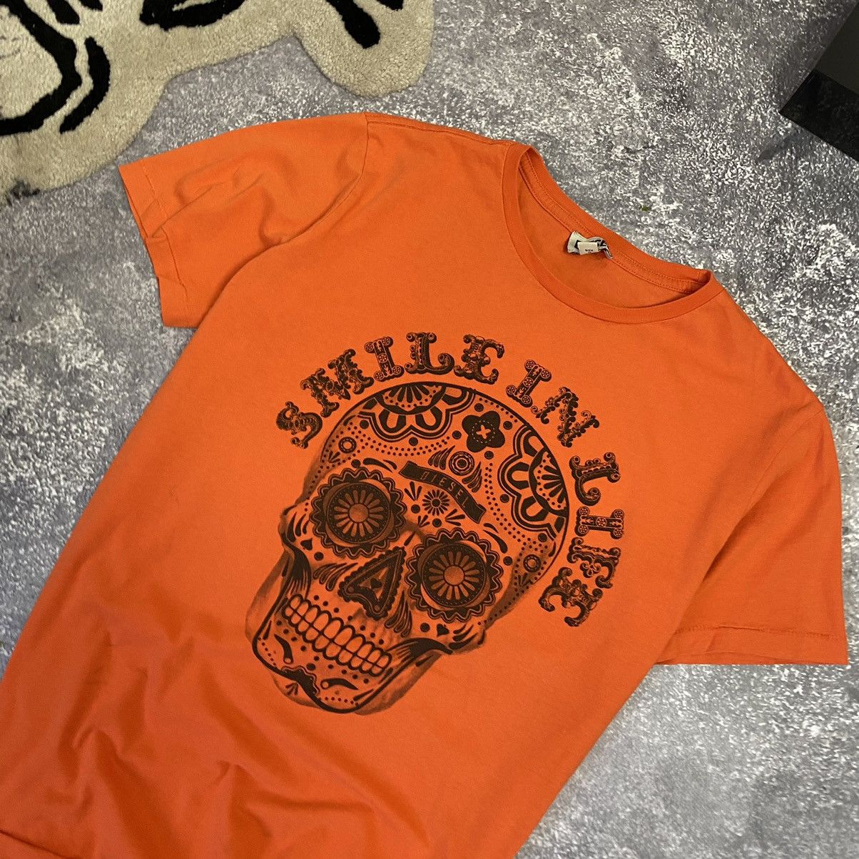 Diesel Vintage Diesel Big Graphic logo orange luxury tee Size US M / EU 48-50 / 2 - 2 Thumbnail