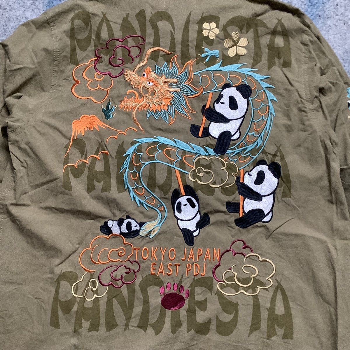 Edifice Japan × Japanese Brand Rare Pandiesta Dragon Sukajan Japanese Brand Size US L / EU 52-54 / 3 - 13 Thumbnail