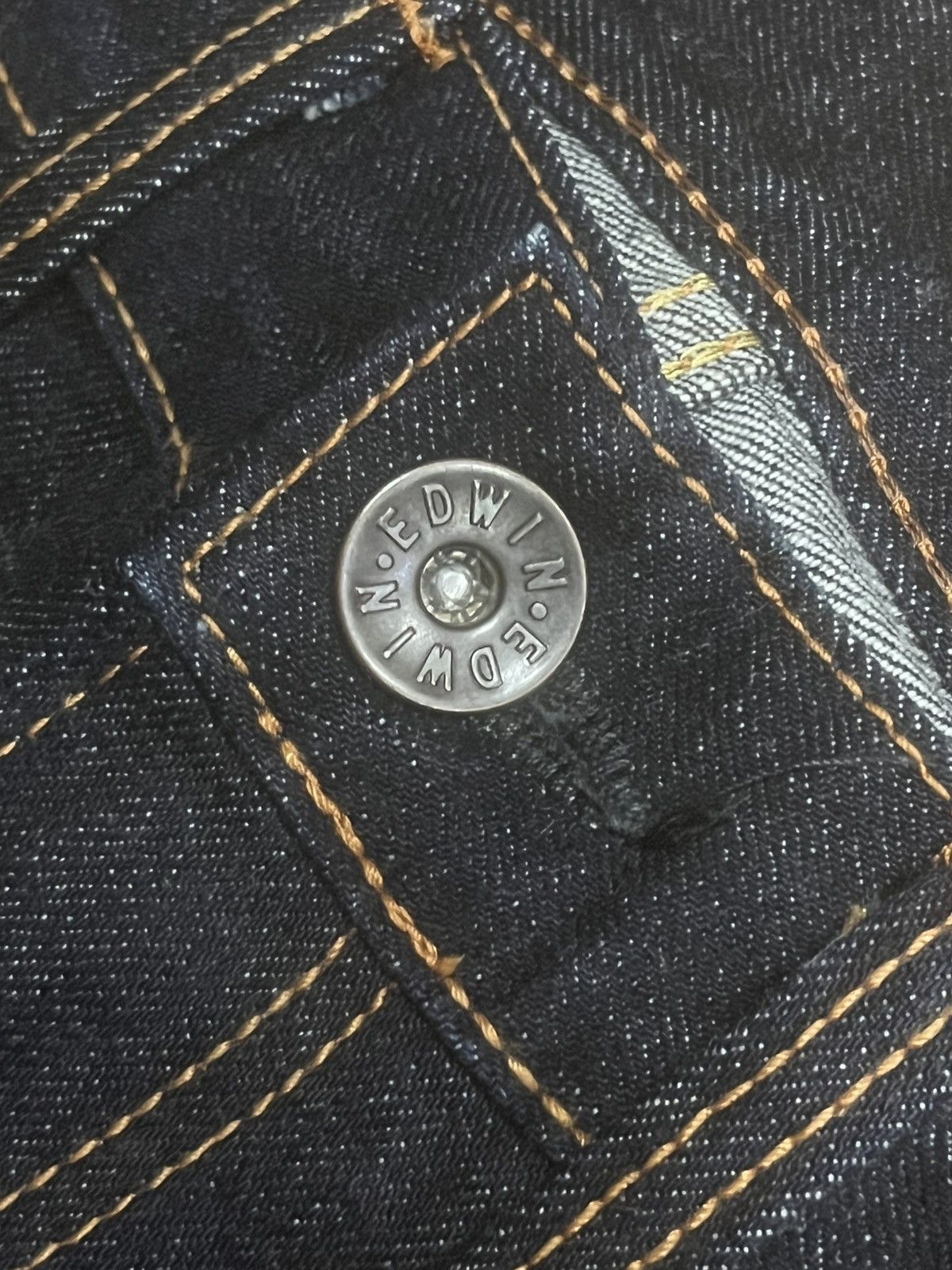 Edwin Edwin Made in Japan Raw Indigo Buckle Back Selvedge Jeans Size US 27 - 5 Thumbnail