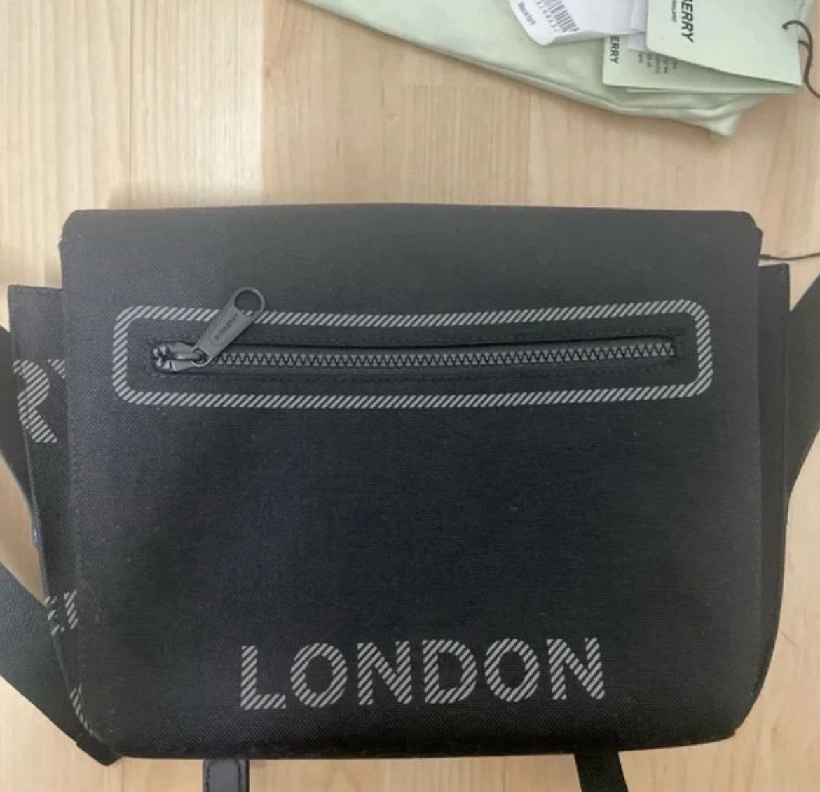 Burberry Rare Burberry messenger crossbody bag Size ONE SIZE - 5 Thumbnail