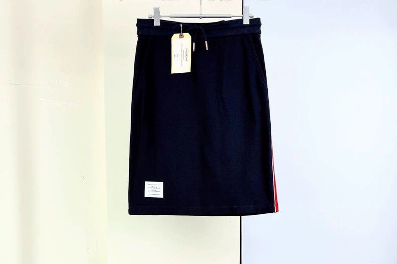 Thom Browne Thom Browne size1 Sporty half skirts Size 25" / US 0 / IT 36 - 1 Thumbnail