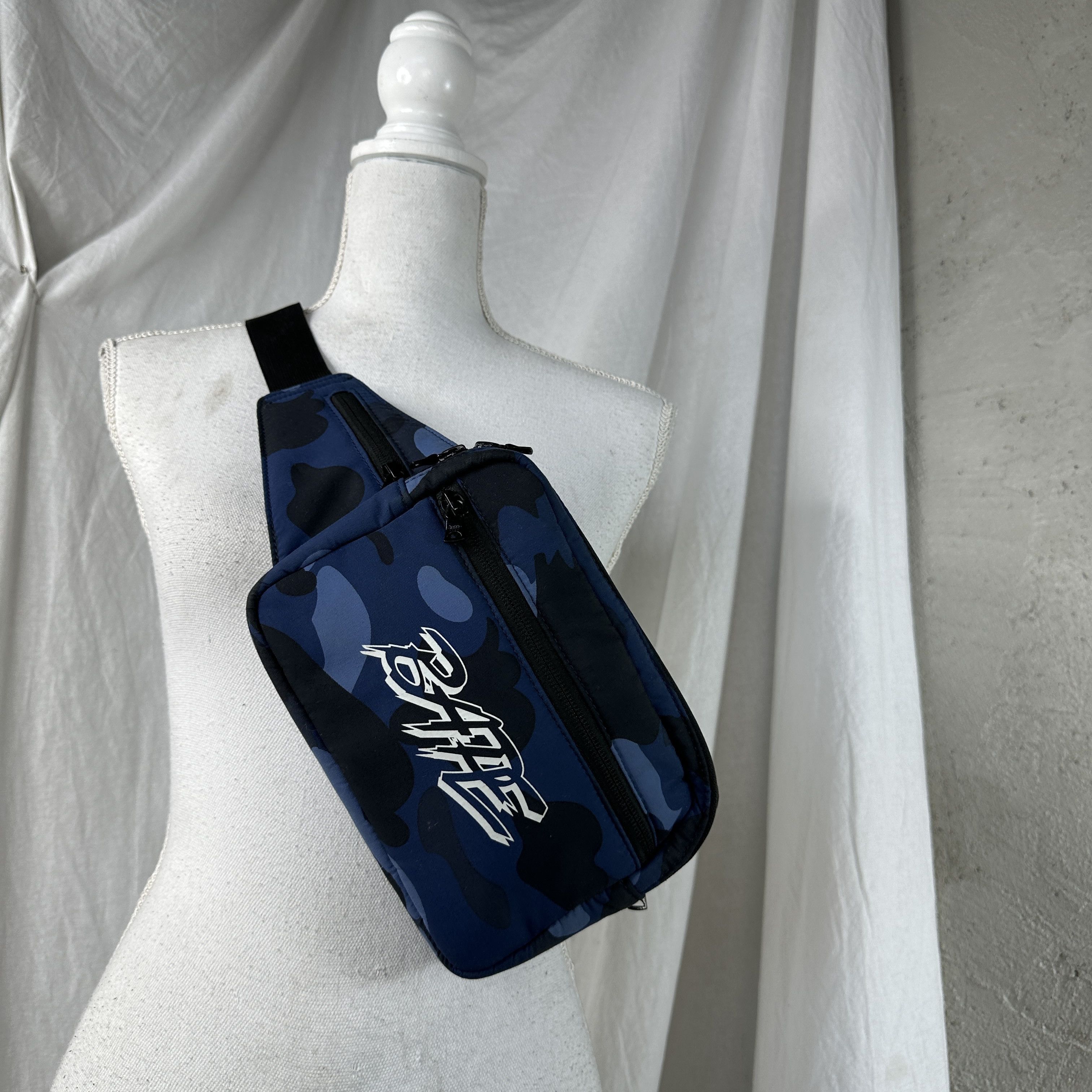 Bape × Vintage Vintage Y2K Hip Hop Skater Small Crossbody Bape Bag Size ONE SIZE - 7 Thumbnail