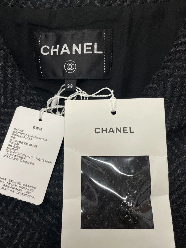 Chanel chanel 24K black and gray woollen suit vest Size XS / US 0-2 / IT 36-38 - 4 Thumbnail
