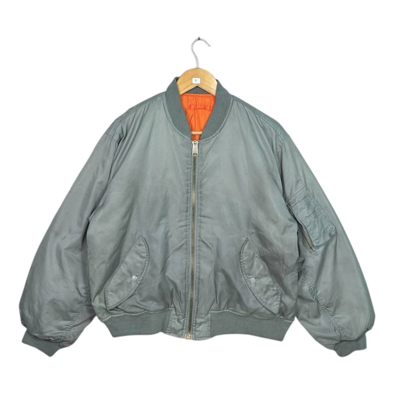 Alpha Industries VTG MA-1 Flight Jacket USAF Sage Green Orange Lining Size M Size US M / EU 48-50 / 2 - 1 Thumbnail