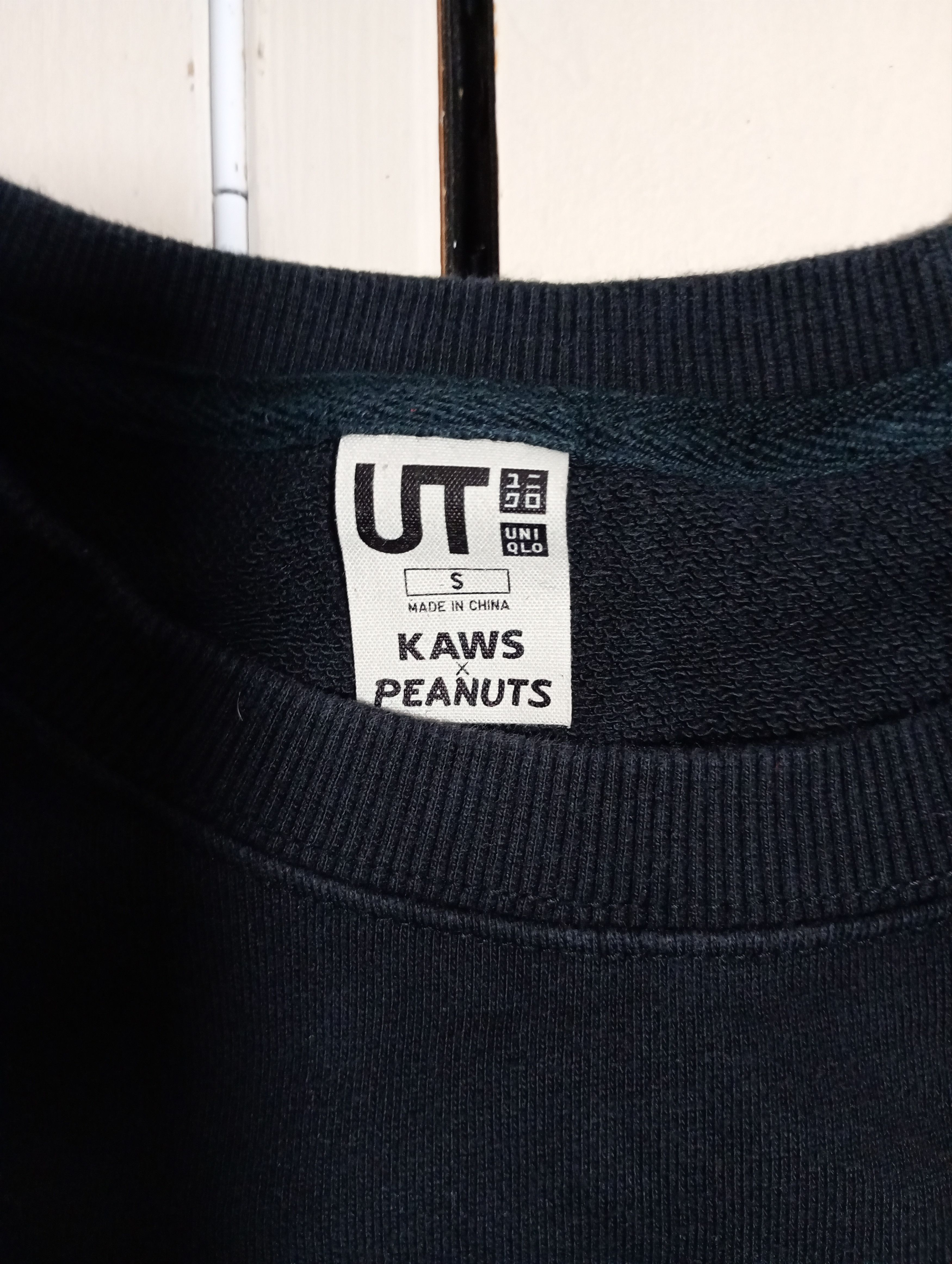 Kaws × Peanuts Peanuts x Uniqlo x Kaws Sweatshirt Size US S / EU 44-46 / 1 - 7 Thumbnail