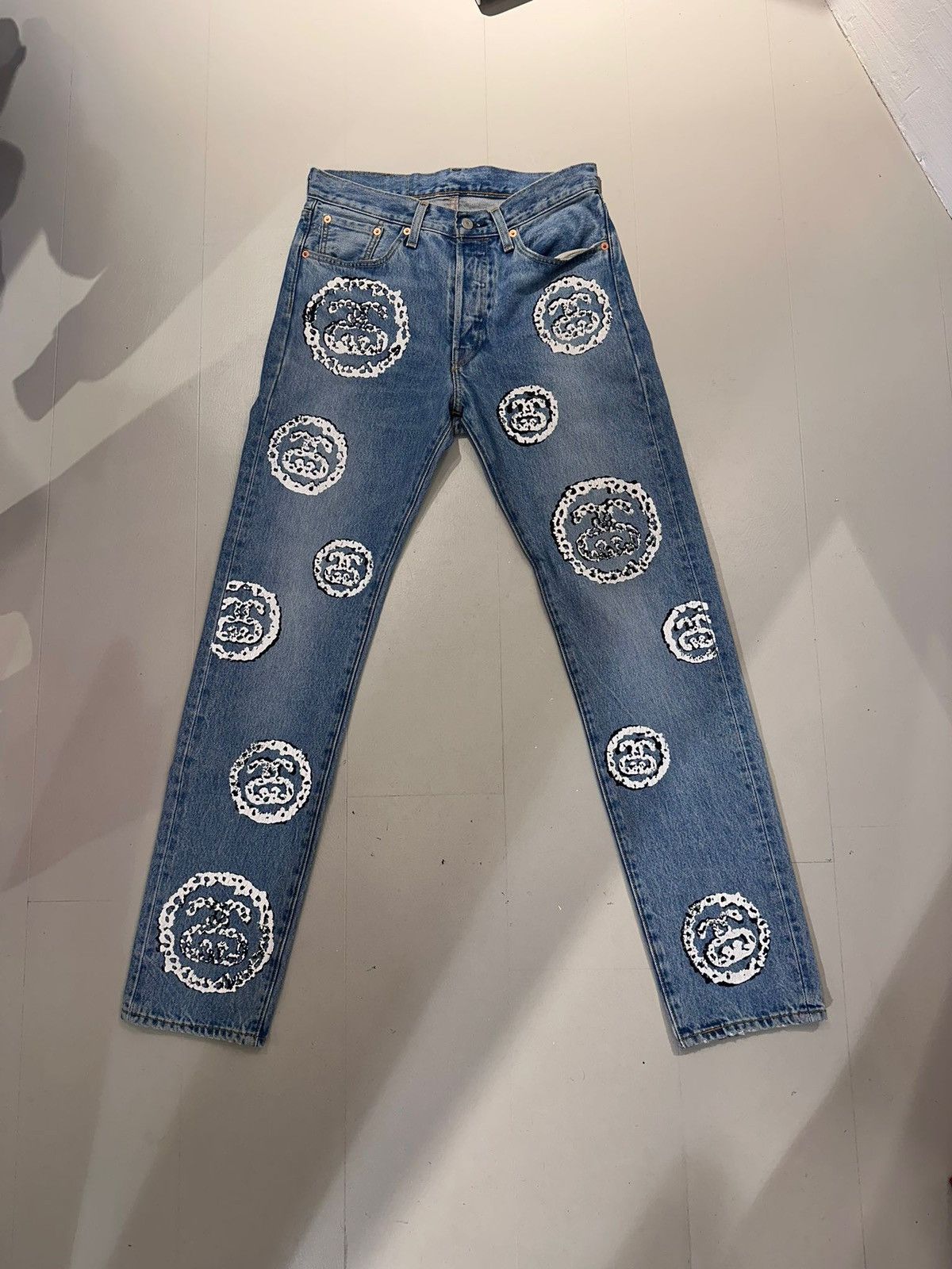 DENIM TEARS × Stussy Denim Tears x Stussy 501 Jeans W30xL32 Size US 30 / EU 46 - 1 Thumbnail