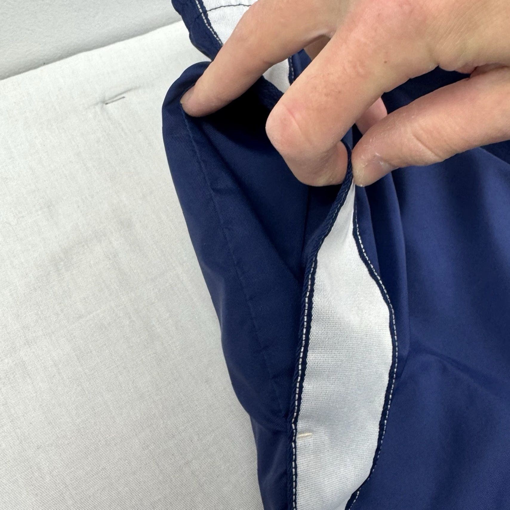 Adidas VINTAGE Adidas Track Pants Adult Small Blue Sports Y2K Hipster with Pockets Mens Size US 29 - 5 Thumbnail