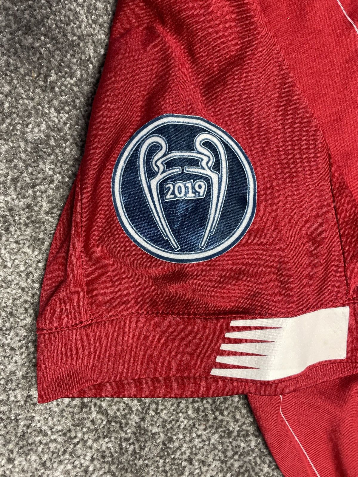 New Balance Liverpool Jersey new balance shirt Champion League Special Size US L / EU 52-54 / 3 - 3 Thumbnail