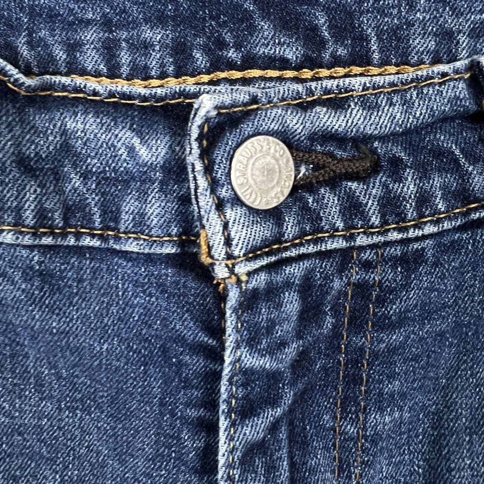 Levi's × Vintage Levi's 541 Jeans 36x32 Athletic Taper American Denim Pants Size US 36 / EU 52 - 3 Thumbnail