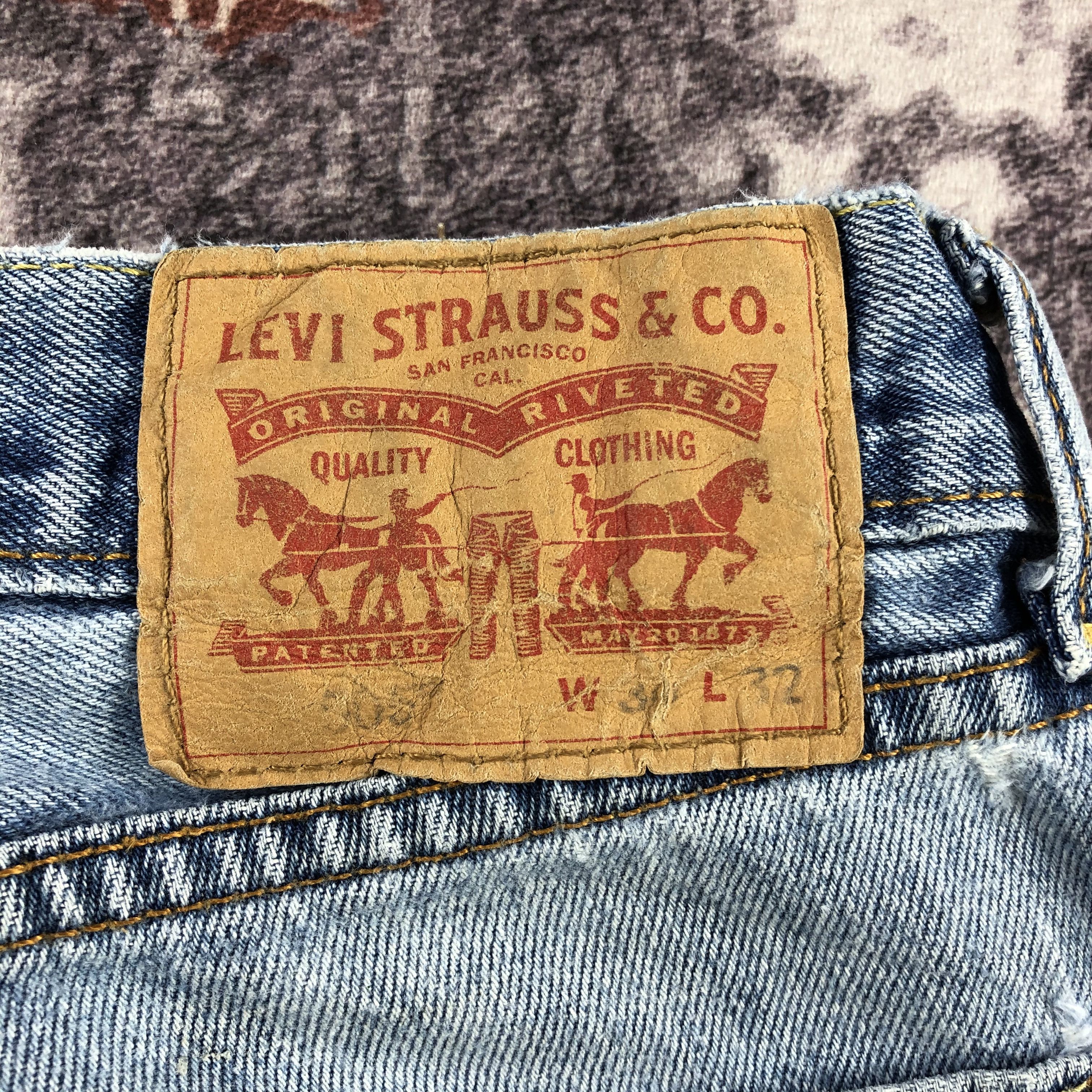 Levi's × Vintage Vintage Blue Wash Levis 505 Jeans-JM3144 Size US 31 - 7 Thumbnail