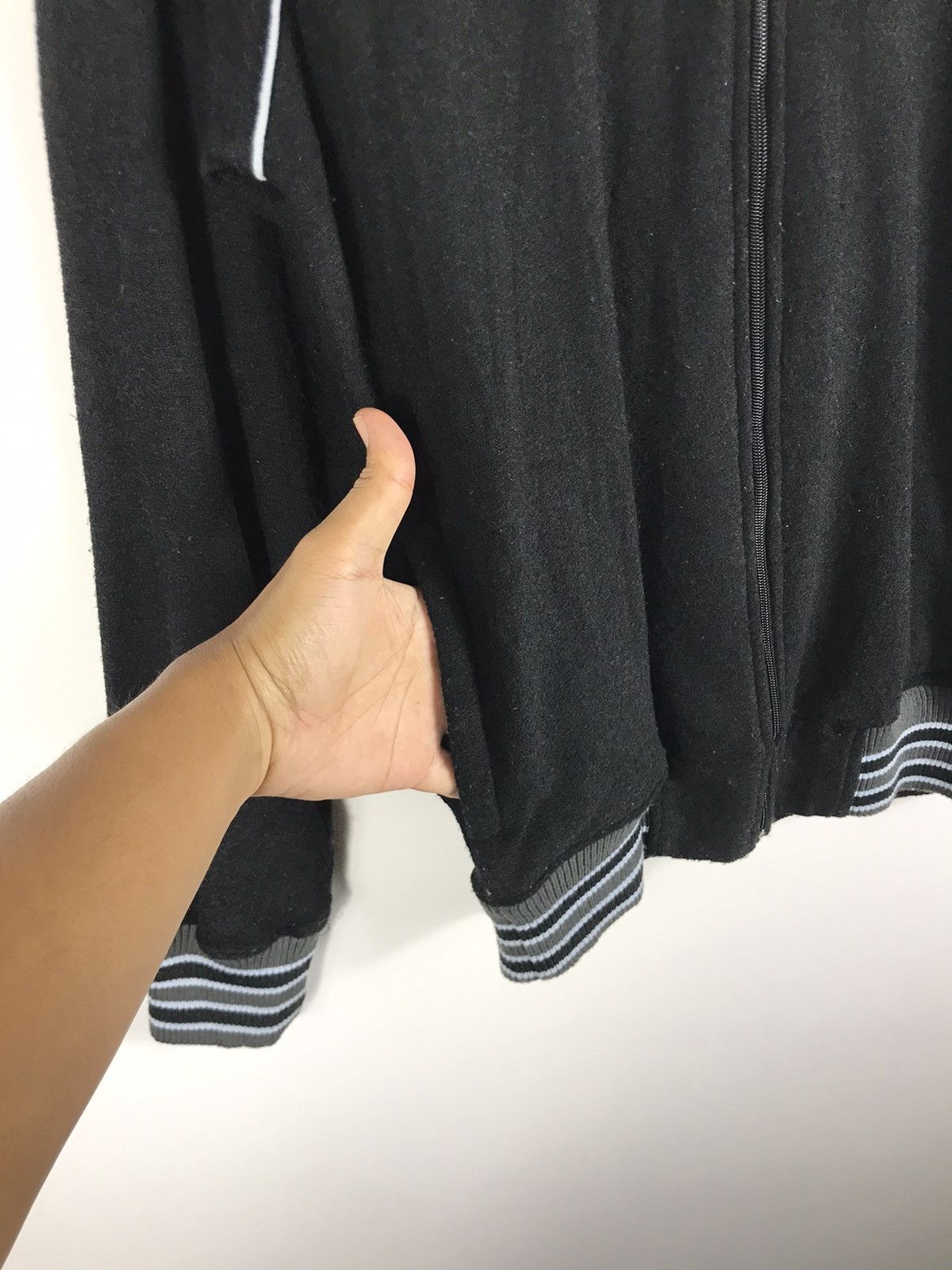 Body Glove × Vintage ⚡️Vintage Body Glove Fleece Zipper Sweater Size US L / EU 52-54 / 3 - 12 Thumbnail