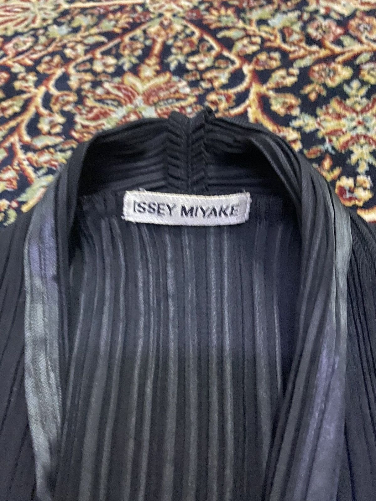 Issey Miyake RARE ISSEY MIYAKE PLEATS STYLE VEST Size L / US 10 / IT 46 - 5 Thumbnail