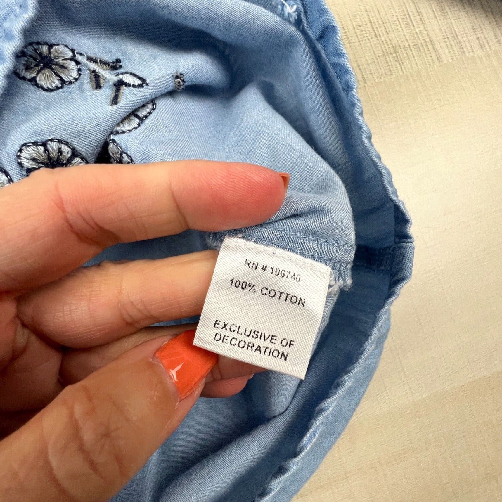 Vintage Serengeti Womens Large Blue Chambray Button Up Shirt Size L / US 10 / IT 46 - 4 Thumbnail