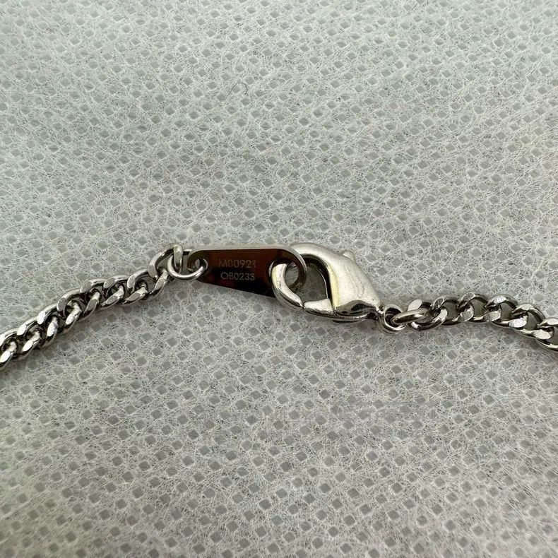 Louis Vuitton Louis Vuitton Year of the Rabbit Limited Bugs Bunny Pendan Size ONE SIZE - 8 Thumbnail