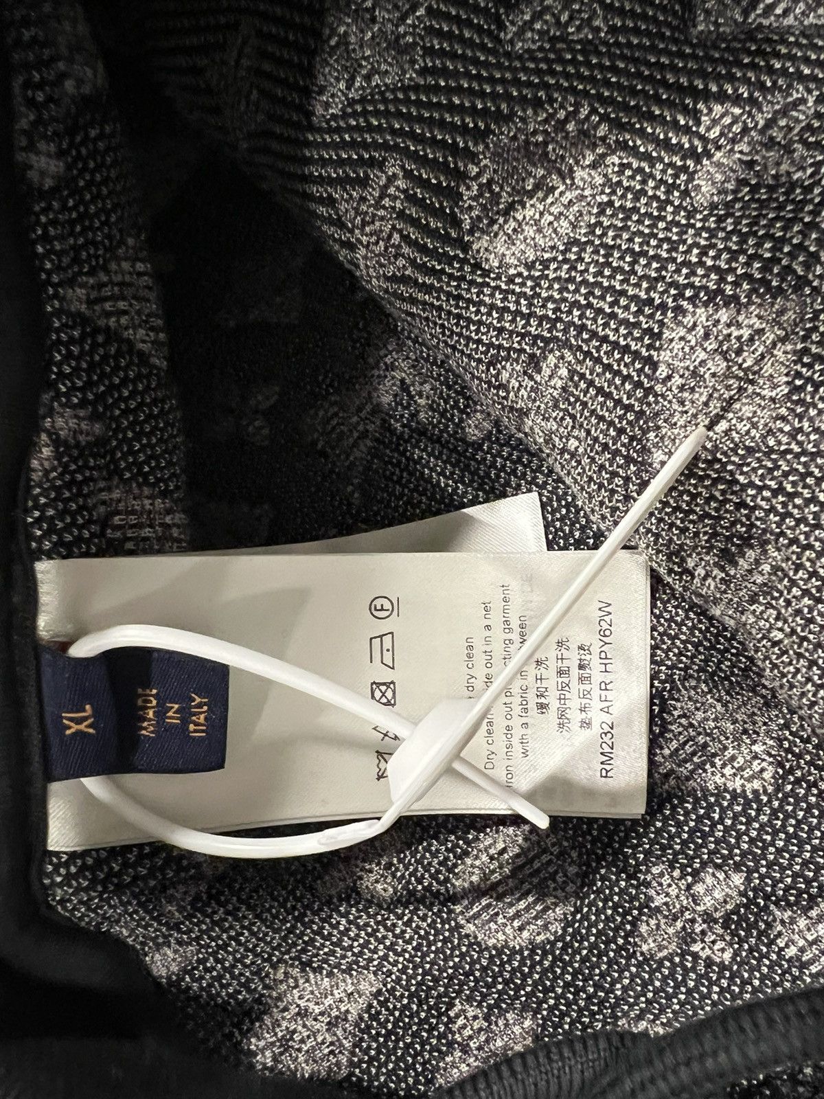 Louis Vuitton Louis Vuitton men’s monogram face shorts. XL Size US 36 / EU 52 - 12 Thumbnail