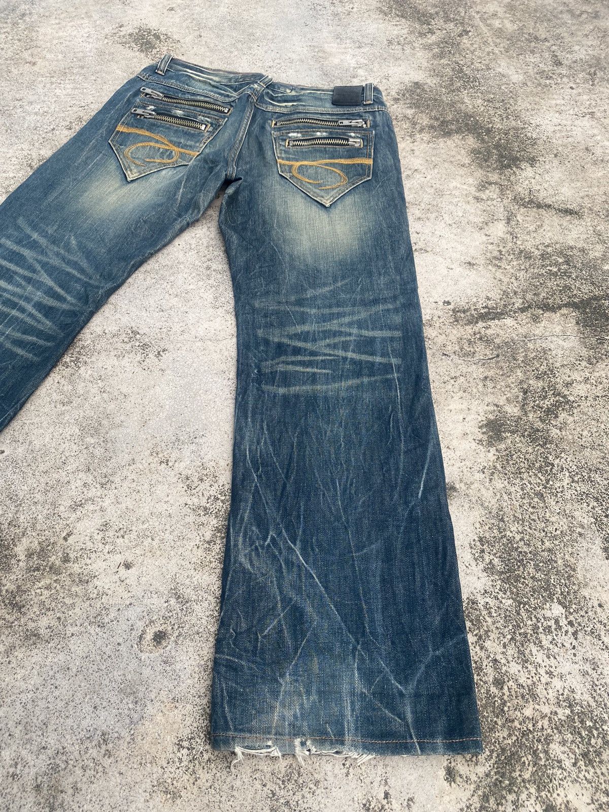 If Six Was Nine × Japanese Brand Flare Jeans Red Pepper Honeycomb Clawmark Splash Size US 33 - 15 Thumbnail