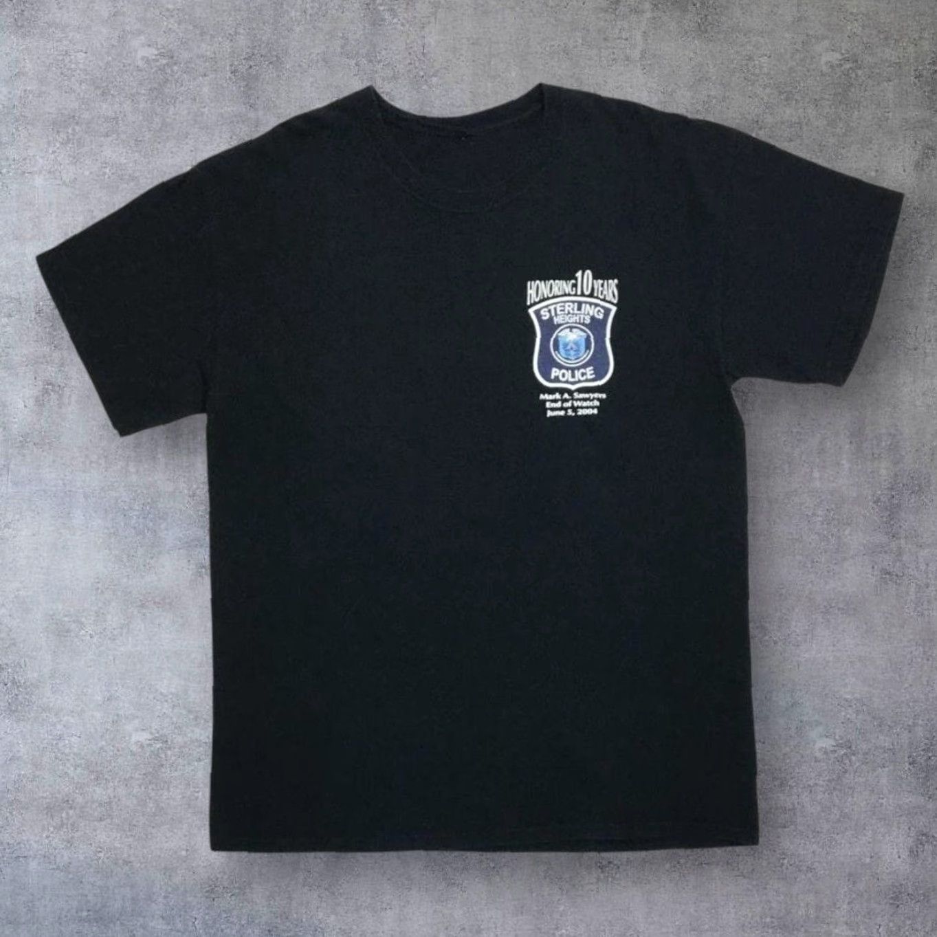 Vintage Sterling Heights Police “Honoring 10 Years” Tribute Graphic Black T-Shirt M L Size US M / EU 48-50 / 2 - 2 Thumbnail