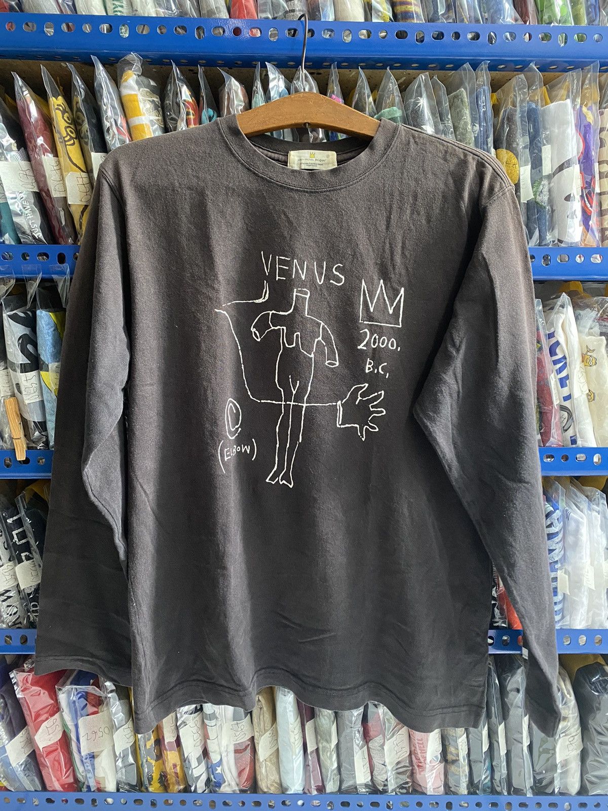 Uniqlo JEAN MICHEL BASQUIAT TSHIRT Size US S / EU 44-46 / 1 - 1 Thumbnail