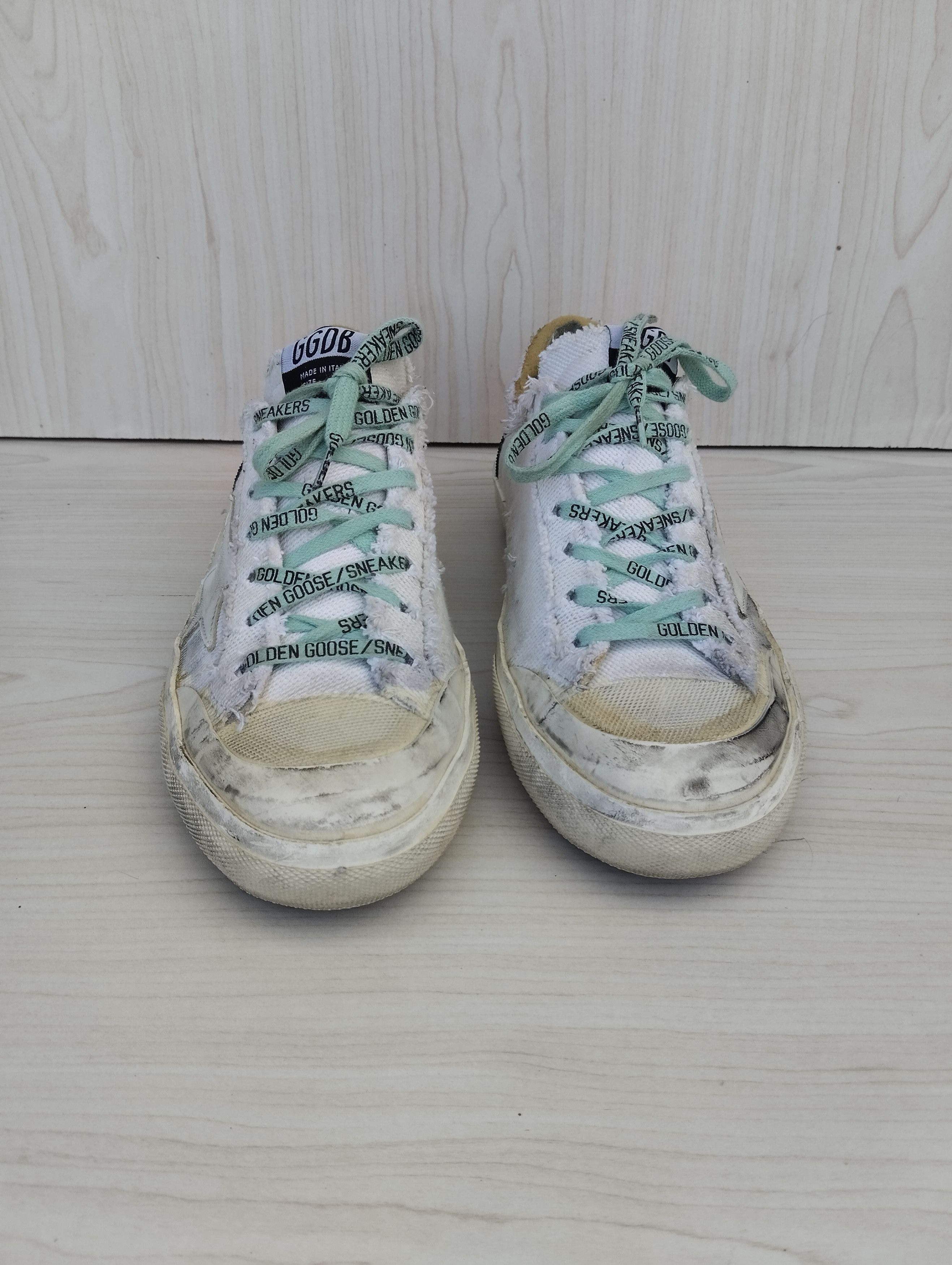 Golden Goose Golden Goose White Canvas Super Size US 9 / EU 42 - 2 Thumbnail